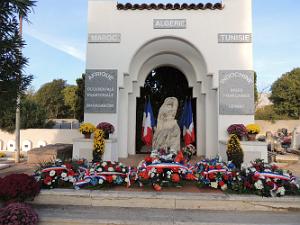2017 11 01 TOULON CIMETIERRE DE LAGOUBRAN CEREMONIE DU 1 ER NOVEMBRE (10)